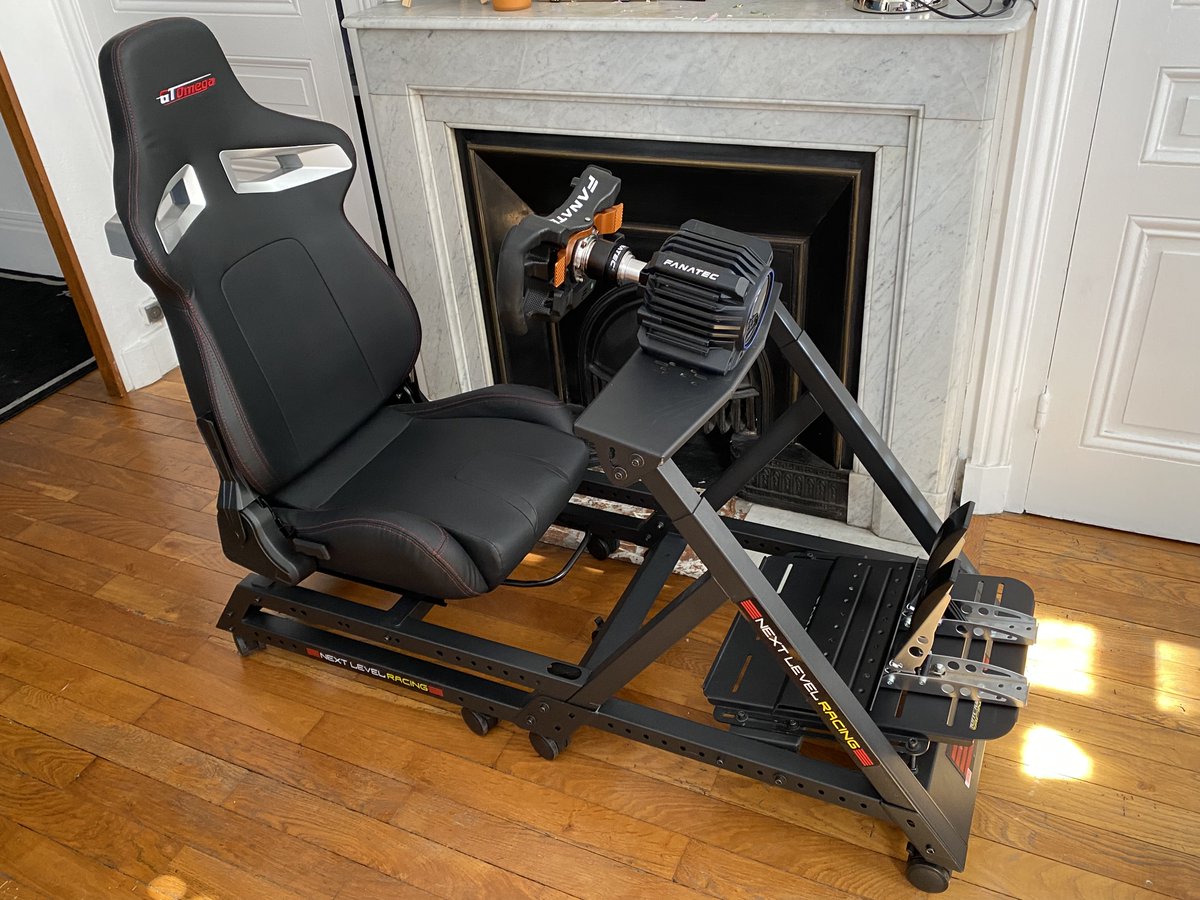 Ludz899's tweet photo. Oyé oyé, je vends un cockpit Next Level Racing GT Track avec un siège RS9 de chez GT Omega, à retirer sur #Lyon. Prix : 350€ 

https://t.co/EWuRGeCFAC https://t.co/BZKXHKFNzB