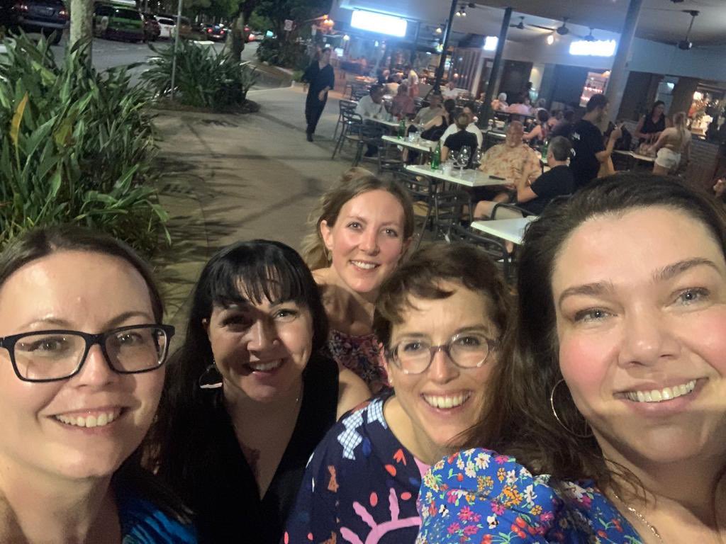 Thankful for in-persom conferences and spending time with lovely colleagues <a href="/Tetyana_Rocks/">Dr Tetyana Rocks 🇺🇦</a> <a href="/AnuRuusunen/">Anu Ruusunen</a> <a href="/nicola__gillies/">Nicola Gillies</a> <a href="/jokasten/">Johanna Ihalainen</a>
