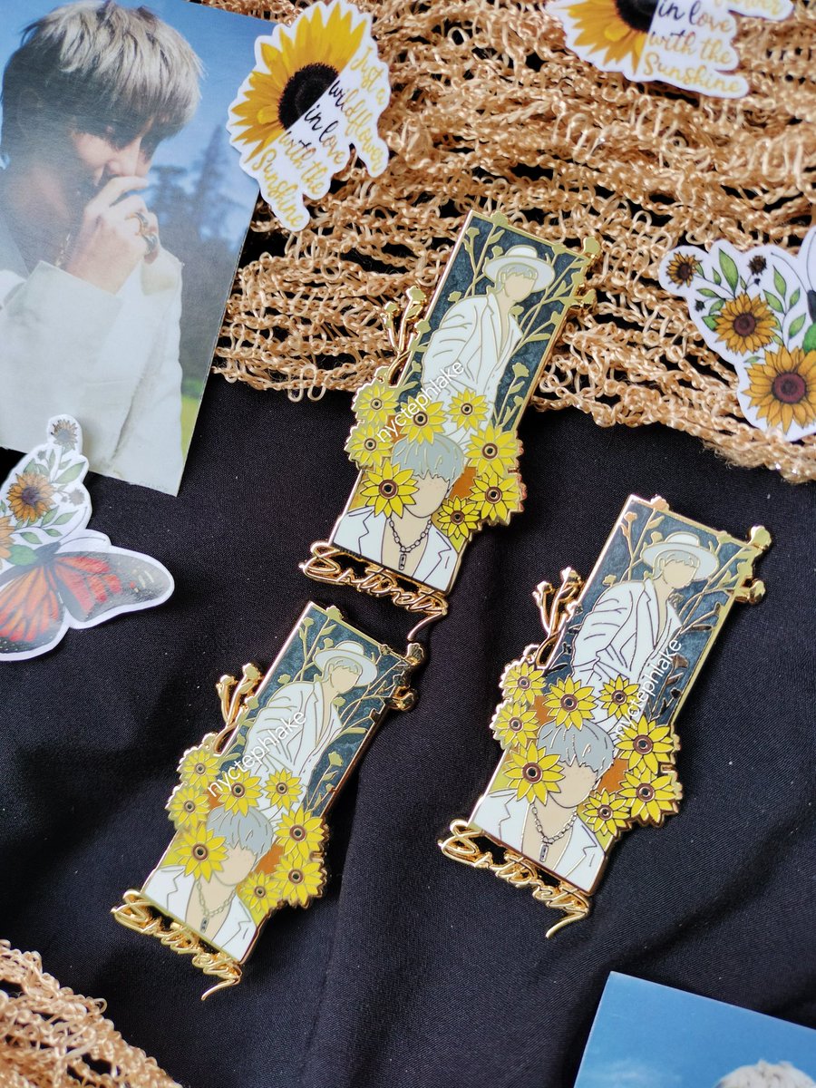 nycteflake's tweet photo. PRODUCT DROP ☾❆

pin • RM entirety 

more details on my insta post if you're interested in reading! :]

#BTS #BTSArmy
#BTS #방탄소년단 #BTSFANART #BTSMERCH #BTSPINS #BTSPINDESIGN #BTSENAMELPIN #BTSWTS #BTSWTT #SmokeSpritexRM #SmokeSpriteftRM #ENTIRETY #Photo_Folio #김남준 https://t.co/EQ2UC6rCL1