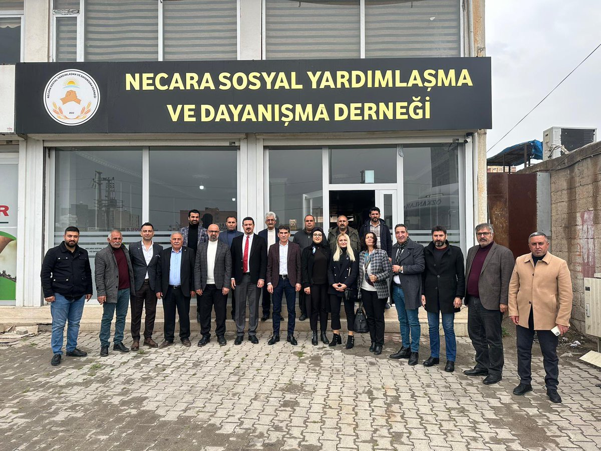 İl Başkanımız Sn. <a href="/avmesutaydogan/">Mesut Aydogan</a> Kızıltepe İlçe Başkanımız Sn. <a href="/Ibrahimkilic777/">Ibrahim KILIÇ 💧</a> il ve ilçe yönetimlerimiz, Kızıltepe Necara Sosyal Yardımlaşma ve Dayanışma Derneği’ne ziyarette bulundular.

Misafirperverlikleri için Dernek Başkanı Sn. Edip Yılmaz ve yönetimine teşekkür ederiz.