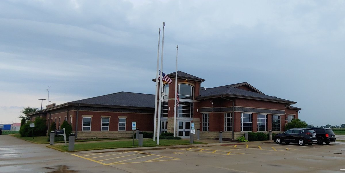 ffshifflett's tweet image. Morton, Illinois Fire Department 

#fire #ilfire #firestation