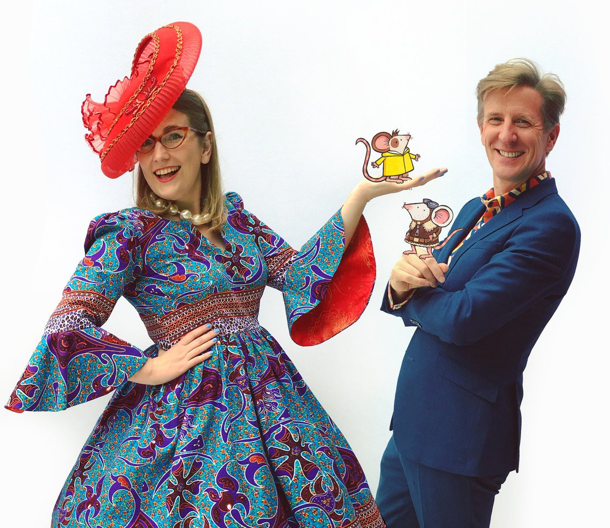 Sarah McIntyre (@jabberworks) on Twitter photo London, hope to see you tomorrow 4pm at <a href="/Dauntbooks/">Daunt Books</a> Marylebone for Adventuremice drawing & shenanigans! 🐭⚓️💛✍️
Book here: dauntbooks.co.uk/shop/events/ot…
<a href="/philipreeve1/">Philip Reeve</a> <a href="/DFB_storyhouse/">David Fickling Books</a> London, hope to see you tomorrow 4pm at <a href="/Dauntbooks/">Daunt Books</a> Marylebone for Adventuremice drawing & shenanigans! 🐭⚓️💛✍️
Book here: dauntbooks.co.uk/shop/events/ot…
<a href="/philipreeve1/">Philip Reeve</a> <a href="/DFB_storyhouse/">David Fickling Books</a>