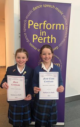 Craigclowan's tweet photo. Siblings, Henry and Lucy (left in each picture), have both been in action with their classmates Struan and Poppy, with the boys taking part in the stick and pad class, and the girls in the solo violin class๐ฅ๐ป
#PerformInPerth #CraigclowanSuccess #CraigclowanOutsideTheClassroom https://t.co/G87tmkcGRe