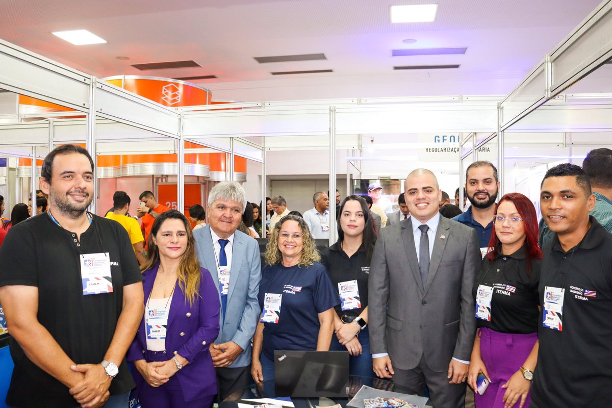 andersonferr_ma's tweet photo. No 1° Congresso Estadual do Municipalismo
Maranhense assinamos o acordo de cooperação entre ITERMA e FAMEM, para ampliar a regularização fundiária em parceria com as prefeituras por todo o Maranhão. Proporcionamos diversos atendimentos no stand do Instituto #governoMA #famem https://t.co/ADm2r3GZzb