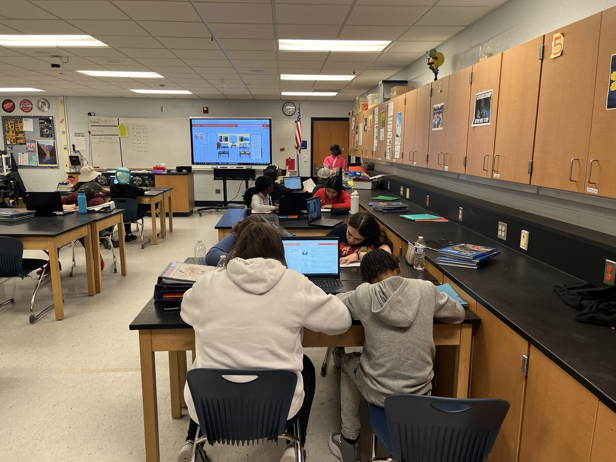 It’s #DLDay with resources like <a href="/everfik12/">EVERFIK12</a> we’re empowering students with life long learning skills to be successful now and in the future #mschat #miched