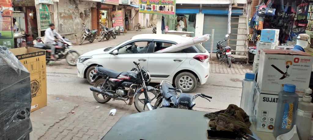 VISHALG47379109's tweet photo. #Realuse 🤣🤣🤣
@Honda 
@akshaykumar https://t.co/YxB5rLBr6M