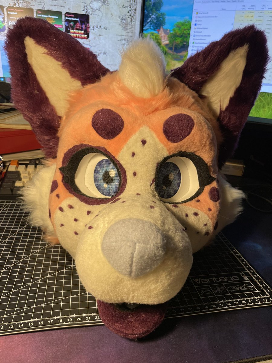 Made with Fluff Fursuits & Art 🏳️‍🌈🏳️‍⚧️ tweet media