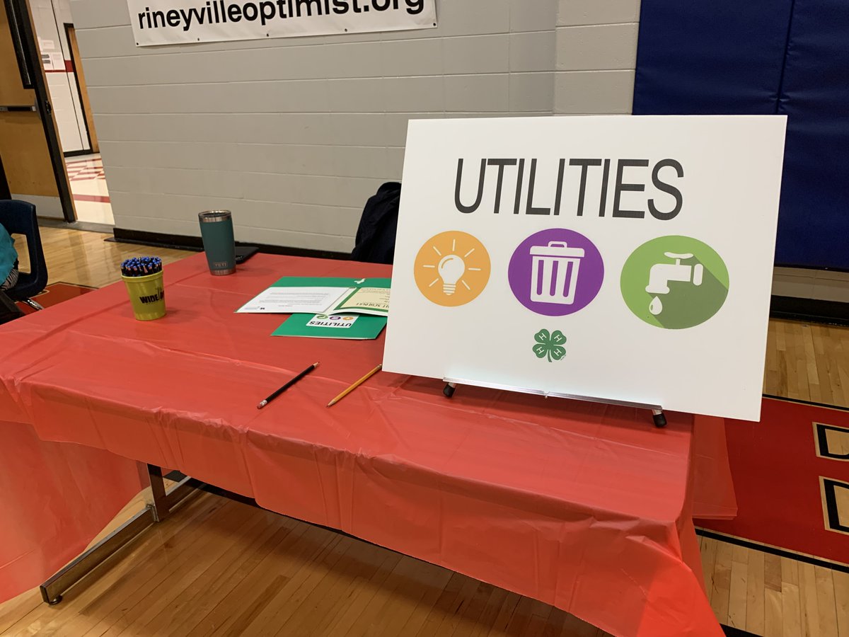 NolinRural's tweet image. We are always glad to partner with our local schools through programs like the reality store at Bluegrass Middle School today. #cooperativeprinciples #commitmenttocommunity #education