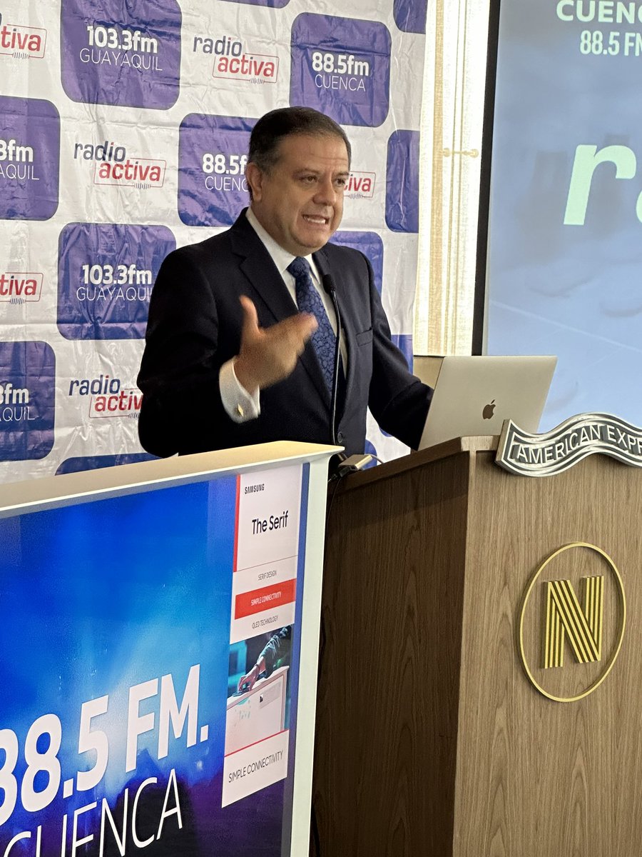 fernandoreino's tweet photo. En la Torre The Point Guayaquil Negroni piso 34 se realizó una presentación especial para agencia de publicidad de @radioactiva_ec con el apoyo de @Ecuador_calidad que bonita y grata experiencia. https://t.co/UR7iwyuJQ0