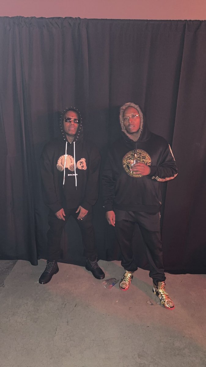 StayReady_TV's tweet photo. #OTF 🖤 https://t.co/A5FAUtB6qb