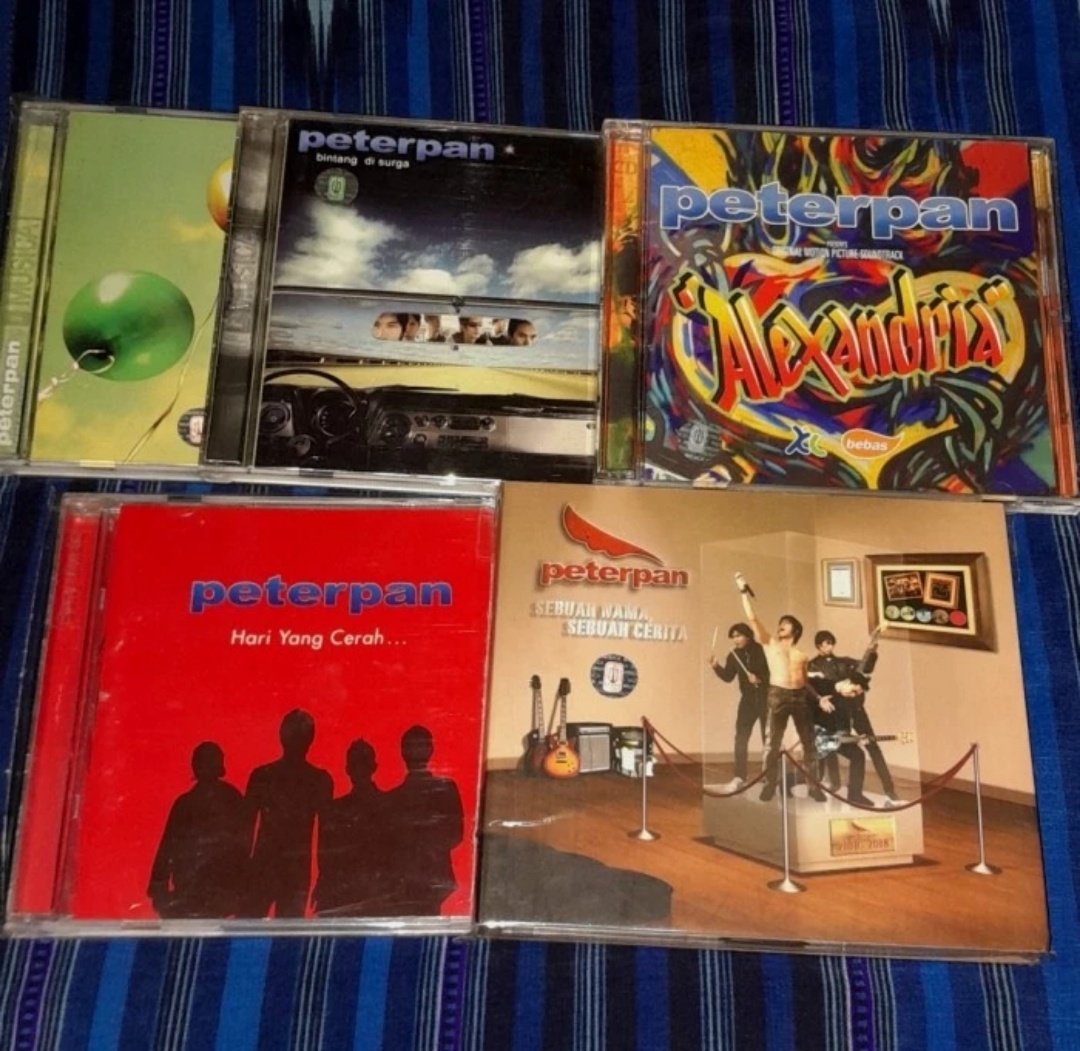 manmusic_store's tweet photo. Cd peterpan aka @NOAH_ID
Idr 750k / kondisi okeeh
#cdoriginal #cdmusic #musiclover #peterpanband #noahband #arielpeterpan #rilisanfisik https://t.co/wsCqlx7vZp