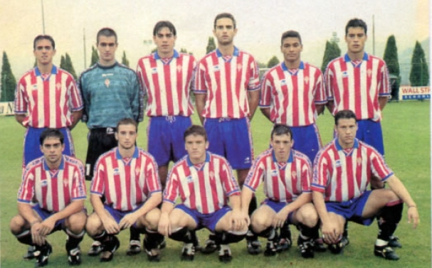 FutbolCarroza's tweet photo. 📷 Sporting B 99/00.

👥 Borja Sánchez, Bruno, Lozano, Miguel, Yago y Chus Bravo (arriba). Blin, Pablo Álvarez, Samuel, Rubén Suárez y Álex (abajo). 

🔺 Todos ellos alcanzaron el primer equipo. https://t.co/bSNh8myqjv