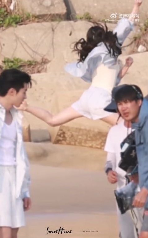 Lusiwang1's tweet photo. มึงว่าลูกกูมันจะไปสุดตรงไหน ตี้ฝากดูเพื่อนหน่อยลูก 555555555555555555555555555555555555555555555555555555555555555555555555555555555555555555555555555555555555555555555555555555555555555555

#จ้าวลู่ซือ #ZhaoLusi #赵露思
＃王鶴棣 #DylanWang #หวังเห้อตี้ https://t.co/U24ccLmiQN