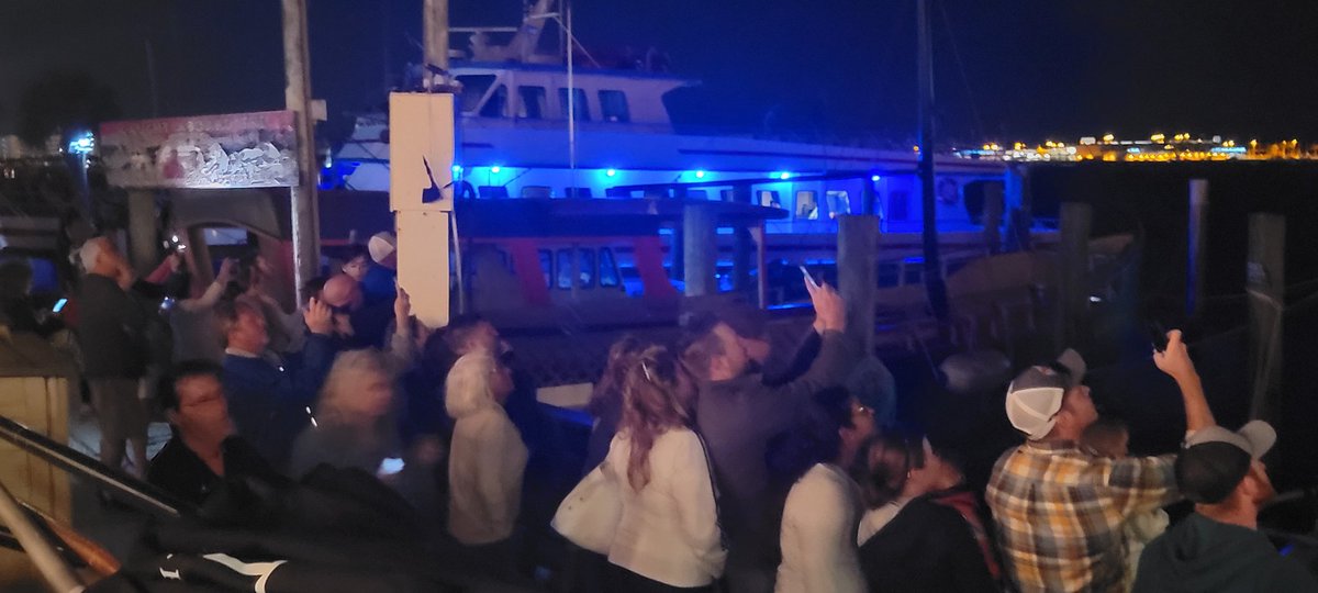 RustysInThePort's tweet photo. Liftoff!!! Last night's launch was one for the ages... at Rusty's at the Port!!πππππ°π #launchnight #launchshift #standingroomonly #congrats #spacex #spacecoast #rustysseafood #portcanaveral https://t.co/yWCREdCYTQ