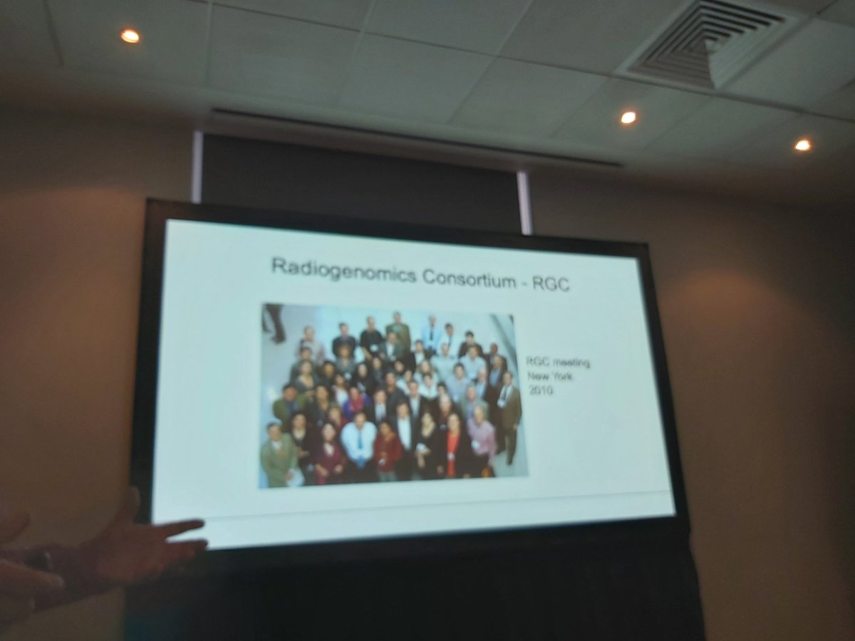 achoud72's tweet image. #RAPPER #REQUITE are truly amazing achievements - Prof Neil Burnet @CatharineWest3 @MCRCnews @UoM_DCS @RequiteProject @RT_physics