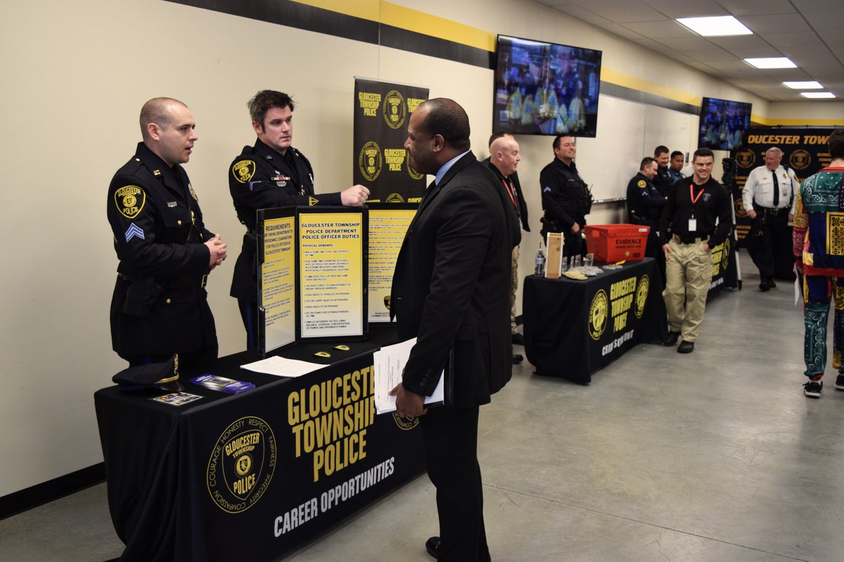 GloTwpPolice's tweet photo. Our #JoinGTPD Open House at the @GloucesterPo was a success! We really everyone who stopped by and are interested in becoming a GTPD Full Time Police Officer, Part Time SLEO I, Full Time or Part Time Telecommunicator (911 Operator/ Radio Dispatcher), and Crossing Guard! https://t.co/2uPvVCo2H3