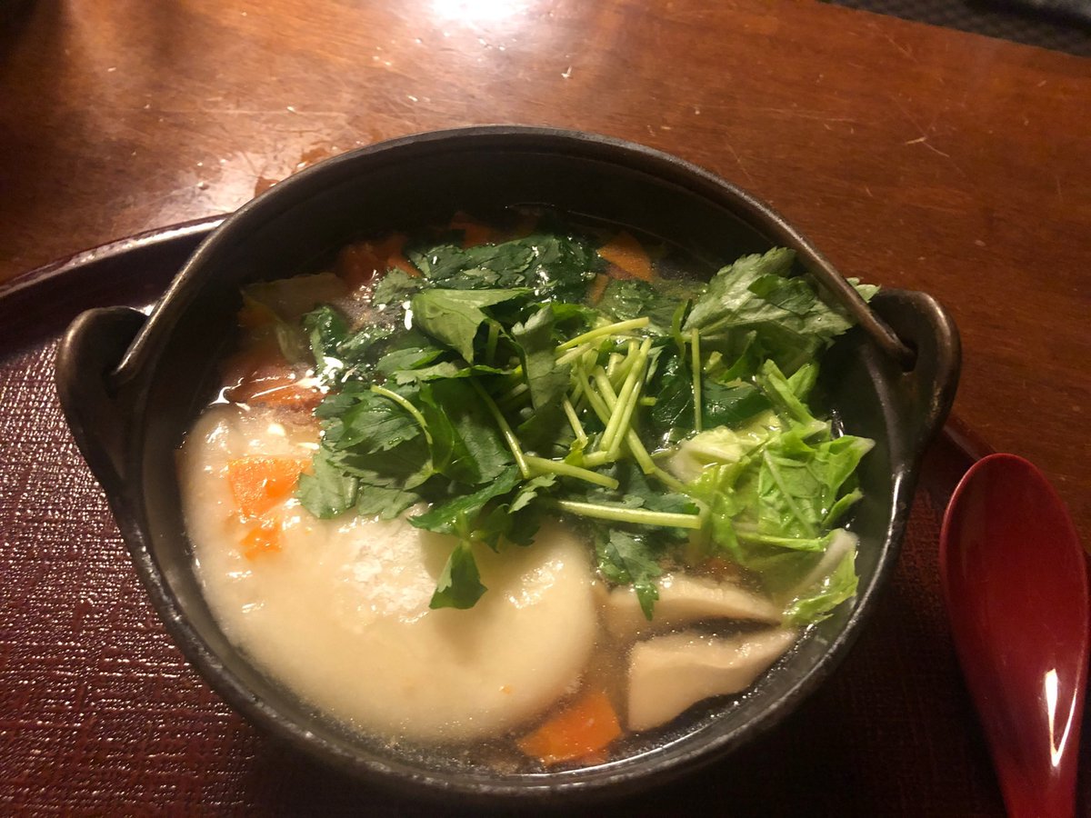 アヒージョが食べたい
といいつつ最近食べたお雑煮をあげる