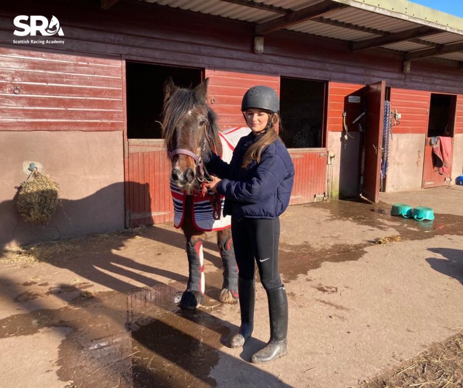 s_r_academy's tweet image. A great was had with some of our Kirriemuir students at Pathhead on Friday! 🙌🏼

Ali was practicing half seat &amp;amp; loading with the cohort! 🐴🚛

#DevelopingOurFuture 

🏴󠁧󠁢󠁳󠁣󠁴󠁿🏇🏼
