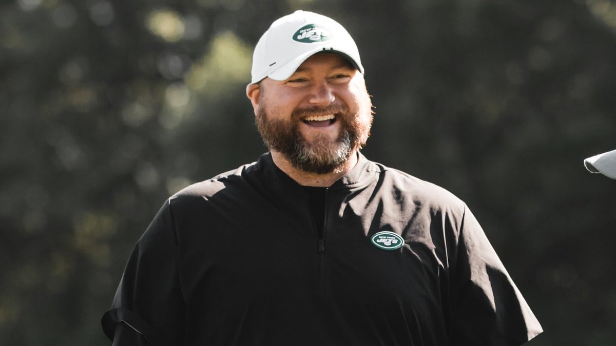 NYJets_Media's tweet photo. Joe Douglas deserves some credit for building this team up since he got to the #Jets that makes this an attractive destination for a HOF QB like Aaron Rodgers to want to come and play for 🔥 https://t.co/lWItuszBiK