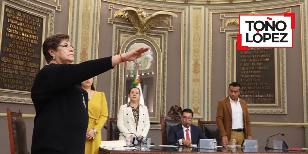 El día de hoy estuve en la toma de protesta de mi amiga @SilviaTanus, quien a partir del día de hoy se integra al H. Congreso del Estado de Puebla como diputada. ¡Bienvenida! #ToñoLopez #TrabajandoporPuebla #Puebla #SilviaTanus