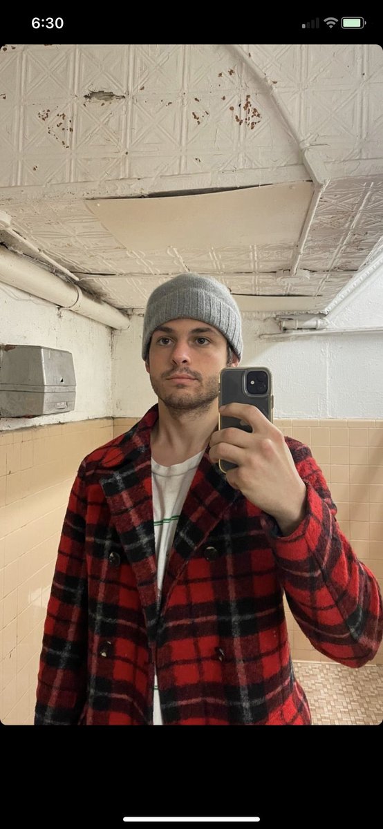 BradySt3vens's tweet photo. Feeling cozy and cute.  Might delete later. https://t.co/TqsY1WOyAc