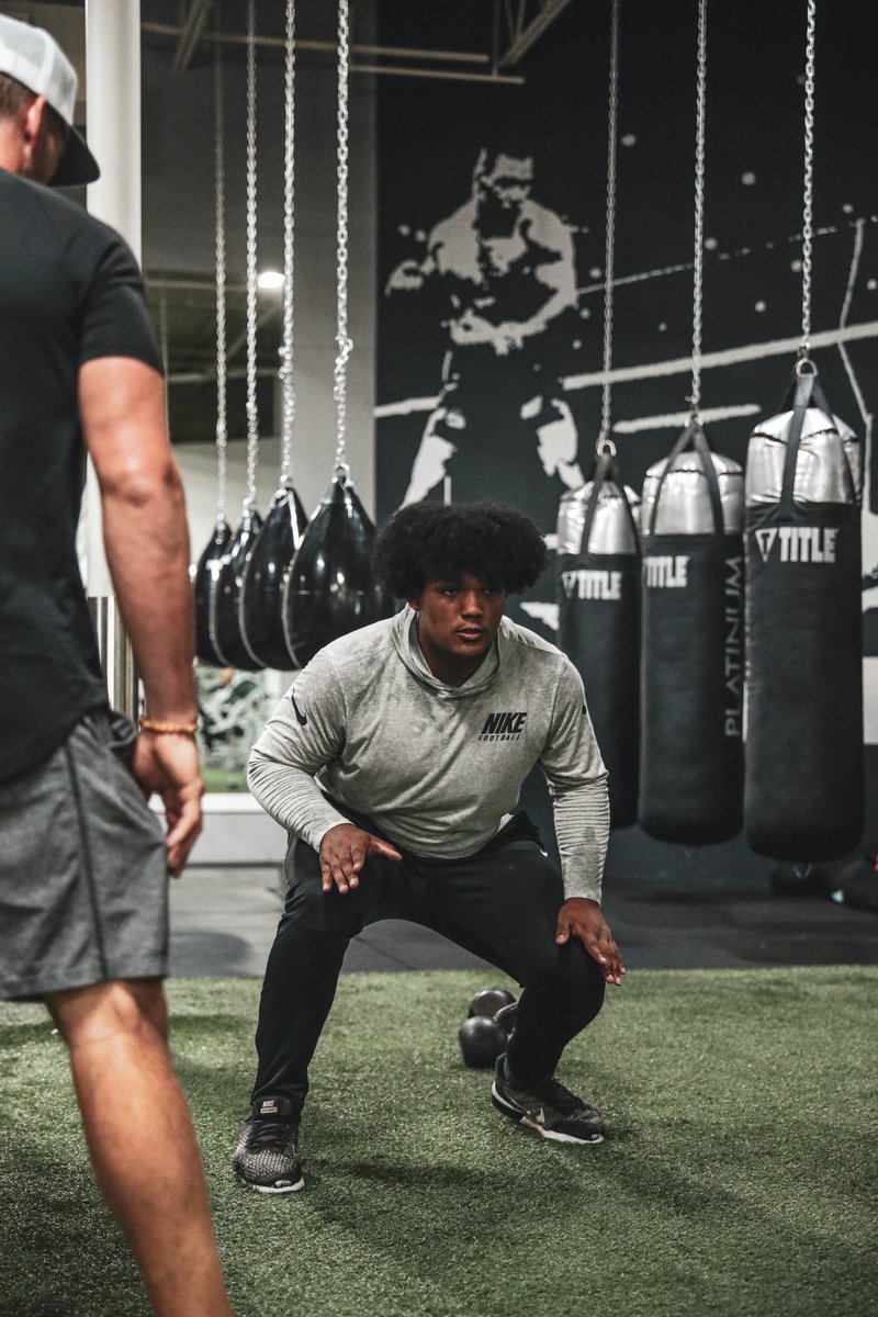 FiveStrongOLine's tweet image. Just a little work🔥🧰
#Fivestrong