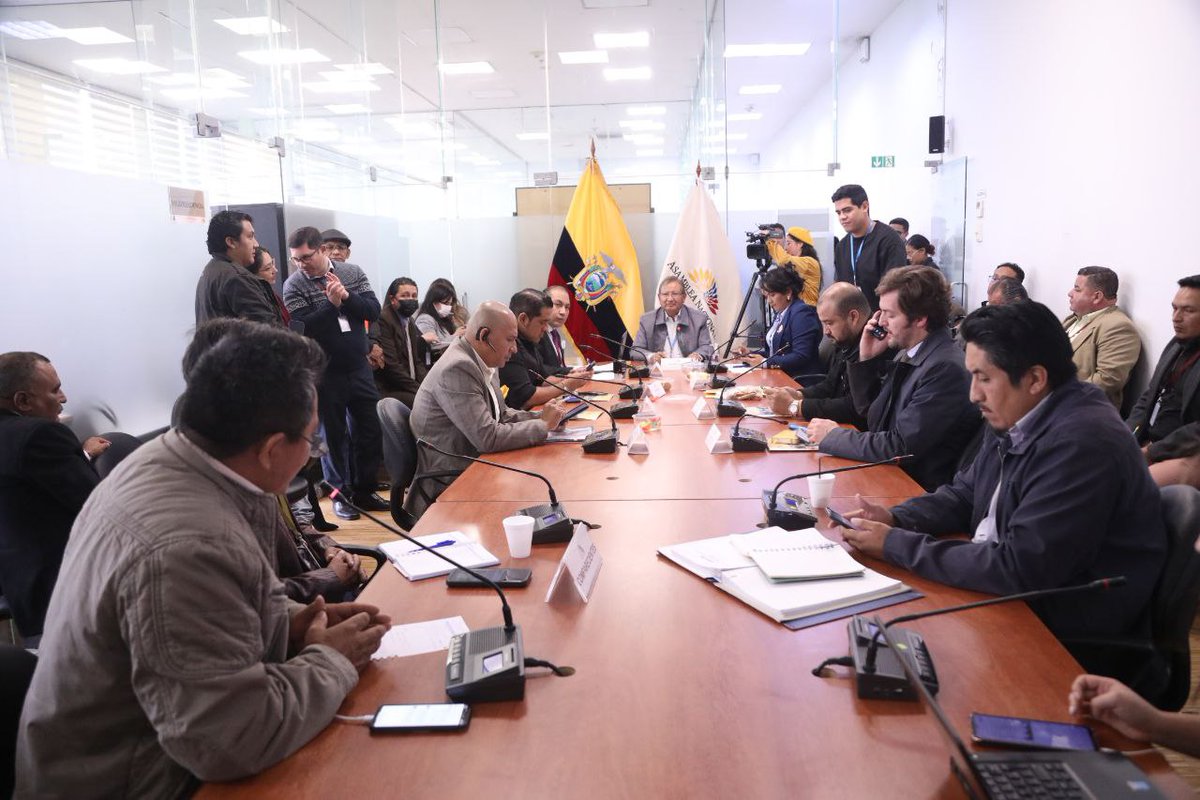 #Ahora | <a href="/soberanialimen/">Soberanía Alimentaria</a> instala la sesión N° 175 para conocimiento, lectura y votación del informe para primer debate del Proyecto de Ley Orgánica de Ordenamiento y Registro de Productores Agropecuarios; y, recibir en comisión general a representantes del sector #LaPitahaya.