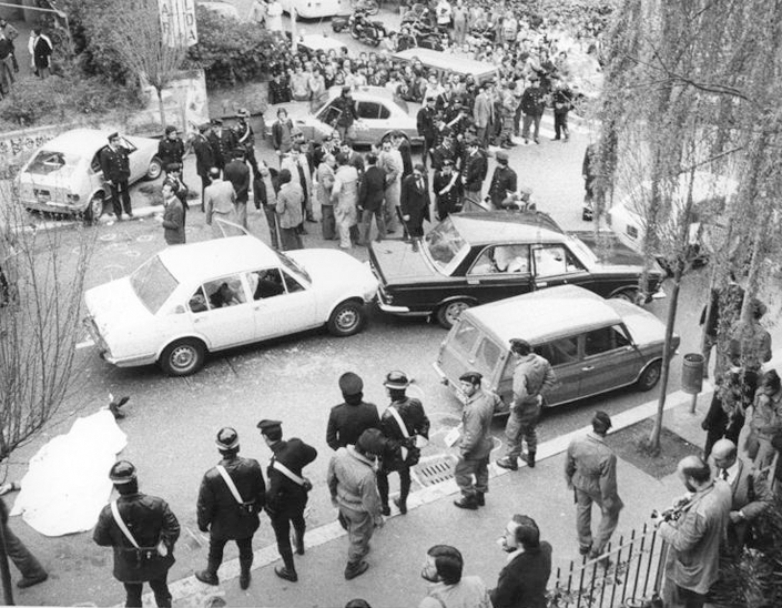#16marzo 1978 le Brigate Rosse sequestrano #AldoMoro e uccidono la scorta: Oreste Leonardi, Domenico Ricci, Francesco Zizzi, Giulio Rivera, Raffaele Iozzino. Il Presidente Pietro Ingrao esprime lo sdegno dell'Aula di Montecitorio “per l'attacco infame allo Stato democratico".