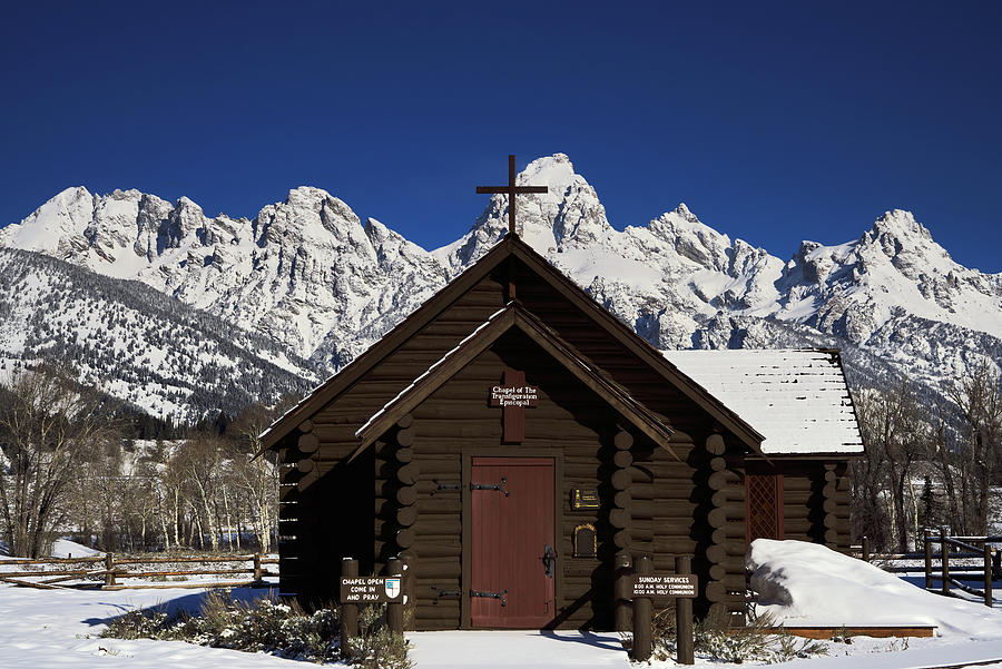 Chapel of the Transfiguration. Moose, Wyoming.
Orders yours today 👉 tinyurl.com/33664pyk
#Tetonnationalpark #Wyoming #BuyIntoArt #Wallart #Seekthelord #Chapelofthetransfiguration #Moosejunction #Interiordesigner #Interiordecor #Mancave #Mancaveideas