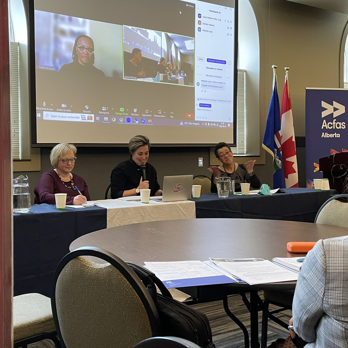 Beau panel féminin «Les divers visages et voix de la recherche en français en Alberta» pour Journée du savoir de <a href="/AcfasAlberta/">Acfas Alberta</a>, animé par <a href="/AJVilleneuve/">Anne-José Villeneuve (ARCHIVE)</a> avec les professeures <a href="/cpeck3/">Carla Peck, PhD</a> de <a href="/UAlbertaEd/">University of Alberta Faculty of Education</a>, Marie-Andrée Bergeron de <a href="/UCalgary/">U Calgary</a> et Natasha Louis de @UAlberta_CSJ. #frab #frcan