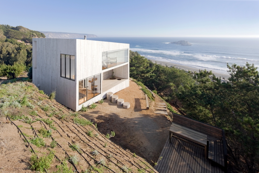 ArturoCastro70's tweet photo. This featured #luxuryhome is pretty incredible. #landscape  https://t.co/pbrDRQMALp https://t.co/hm75VWqvgb