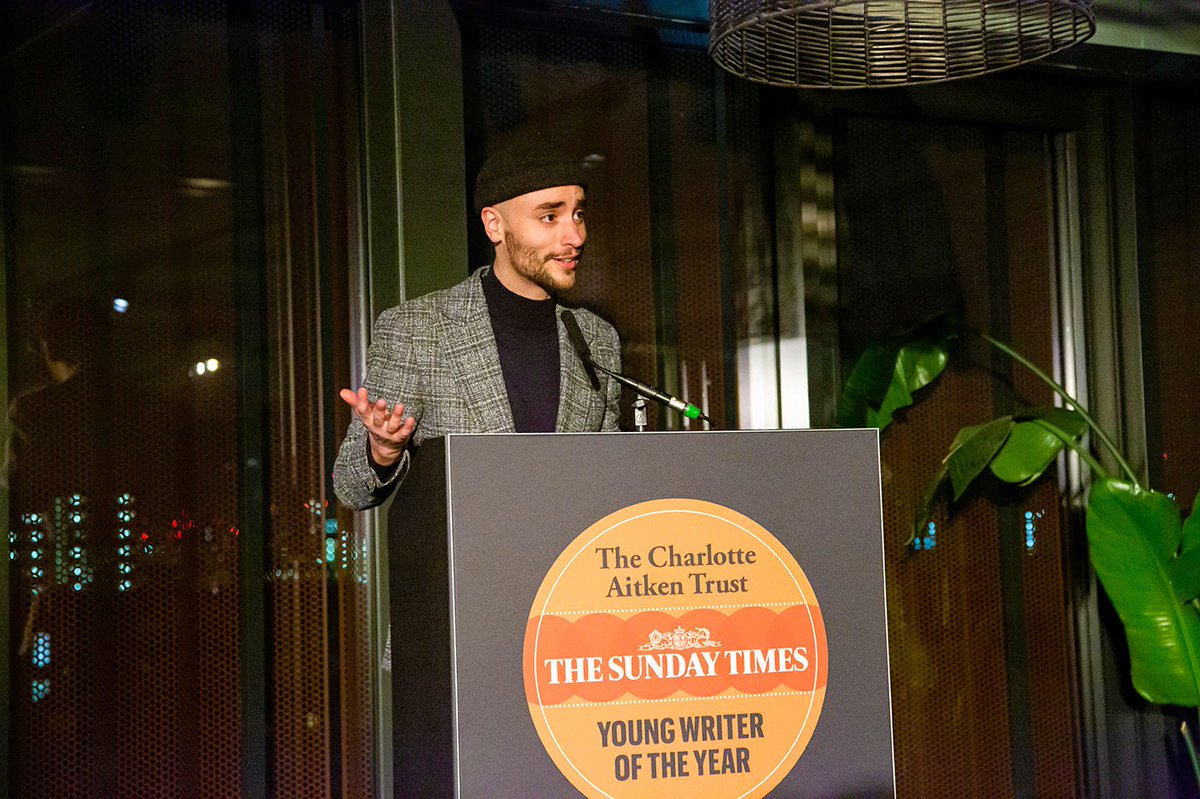 It was a joy to present the #YoungWriterAward last night to @Tom_Benn. Congratulations to our shortlistees @lucyburns66, @MaddieMortimer & Katherine Rundell, thank you to @SebastianFaulks, @Waterstones, @Soc_of_Authors, @Skylight_London, @LitBritish, @FMcMAssociates & our judges!