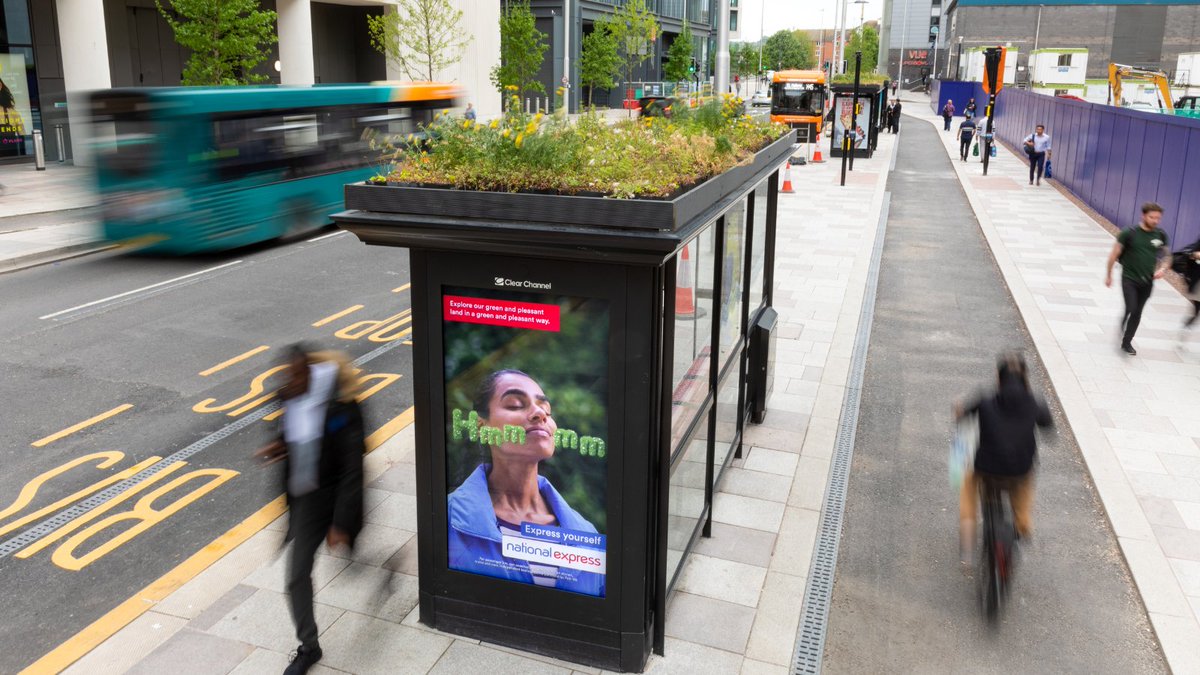 DailyDOOH's tweet photo. UK #OOH Reports £1.2bn Revenue In 2022 via @OutsmartOOH  https://t.co/5FYXqbwxcL https://t.co/4rZLBLmITb