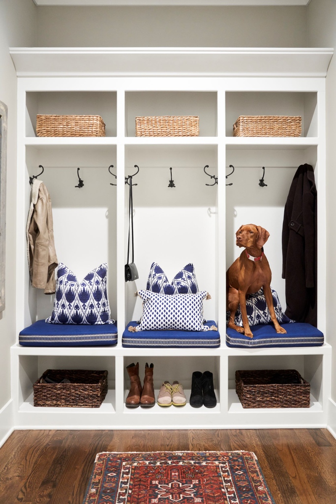 BethHaleyDesign's tweet image. As designers we have to consider who is going to put our creations to use, our furry friends included!
.
.
.
Design: @bethhaleydesign 
Photo: @photourworld
.
.
.
#bethhaleydesign #clientfocused #nashvilleinteriordesign