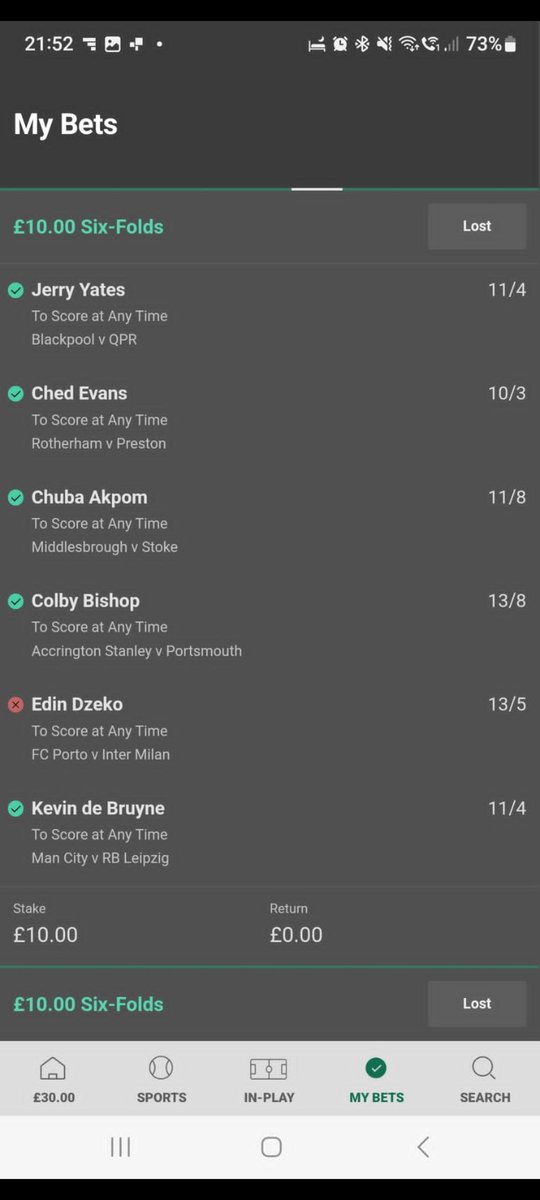 Chrislukey05's tweet photo. @FootyAccums Pain from last night... cc @EdDzeko thanks a lot pal https://t.co/8X5B1eXG4y