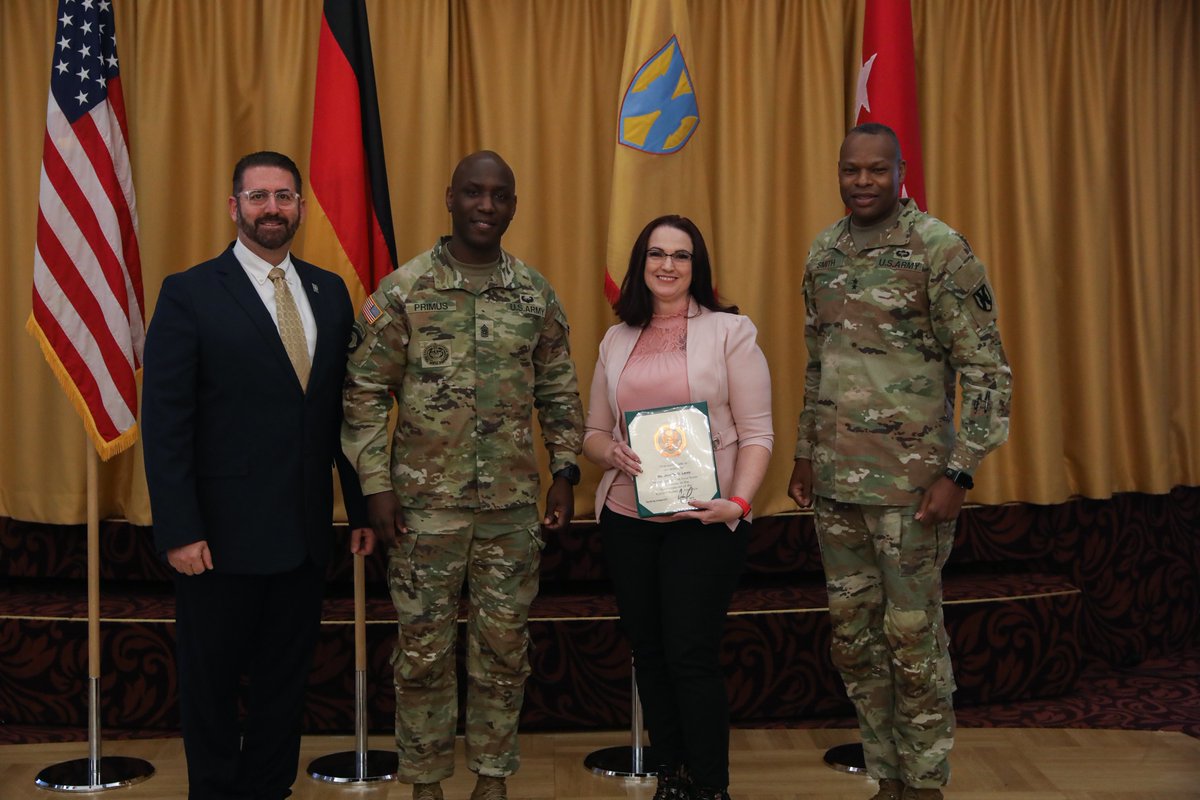 21stTSCCG's tweet photo. It was my honor to preside over the @21stTSC Civilian and Local Nationals Length of Service Ceremony. The valuable contributions of these Team21 members range from 5 to 45 years of service to the @USArmy!!! @USArmyEURAF @SecArmy
#FirstInSupport
#StrongerTogether
#BeAllYouCanBe https://t.co/TR8I6wKrsG