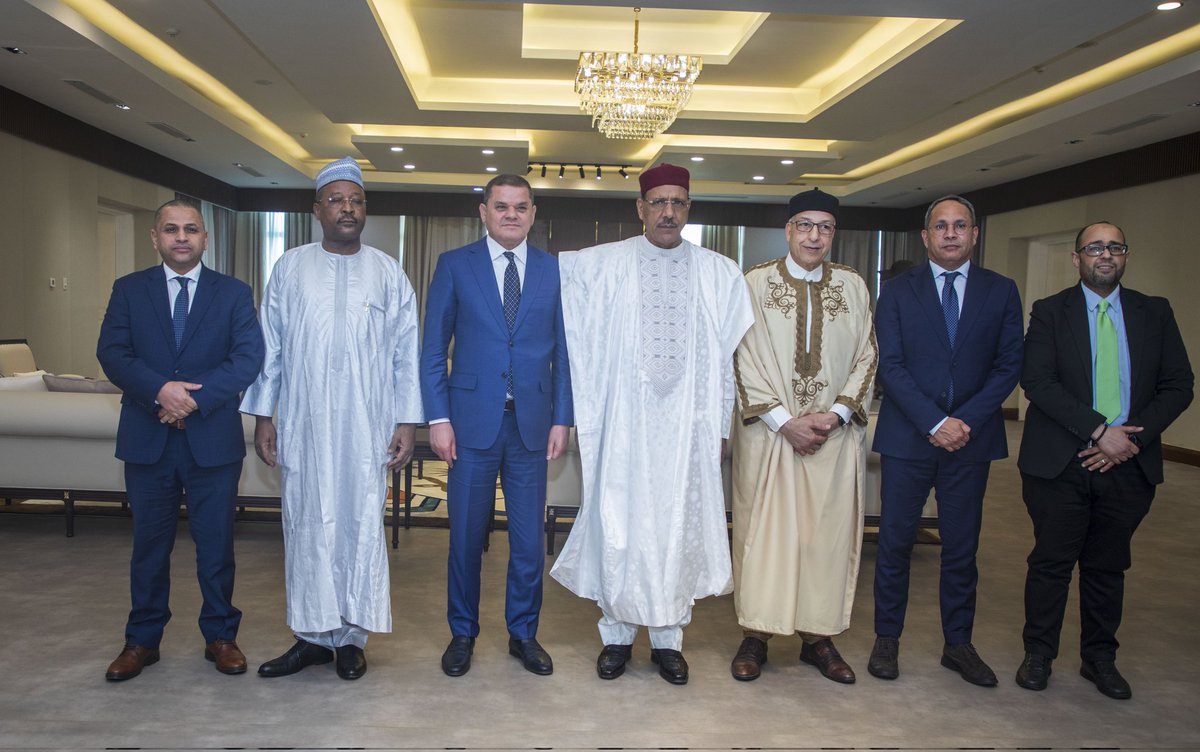 PresidenceNiger's tweet photo. Le Président de la République, Chef de l’État, SEM @mohamedbazoum, a reçu le mercredi 15 mars 2023, le Premier Ministre libyen, SEM Abdel Hamid Aldabaiba, arrivé le même jour à Niamey. https://t.co/HZppnzfnf9