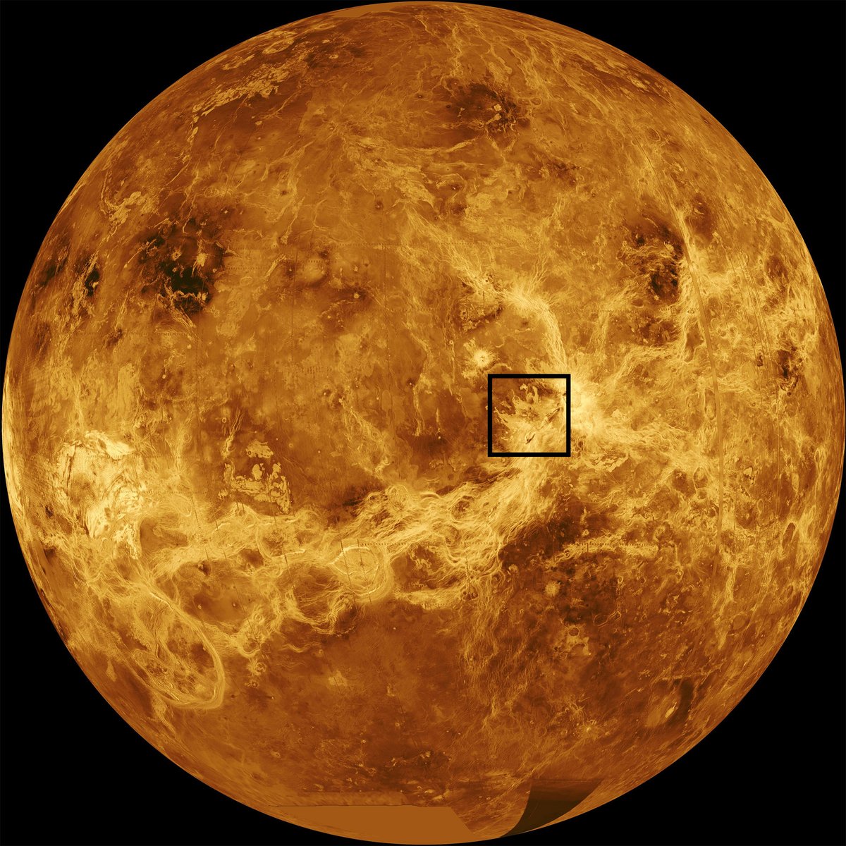 For the first time, scientists have observed direct geological evidence of an active volcano on Venus. 🌋 The @UAFGI and JPL team made the discovery after scouring archival radar images taken by @NASA’s Magellan mission more than 30 years ago. go.nasa.gov/3mR6wgG