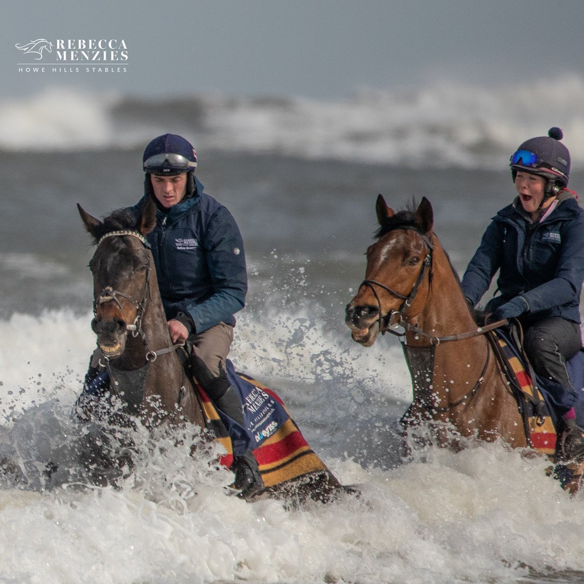 RebeccaEMenzies's tweet photo. Team Menzies little day trip to the beach #beach #coldbeach #redcar #redcarbeach #teammenzies #daytrip #horse #racehorses #dayout #stablelife https://t.co/WLJvQqGvBm