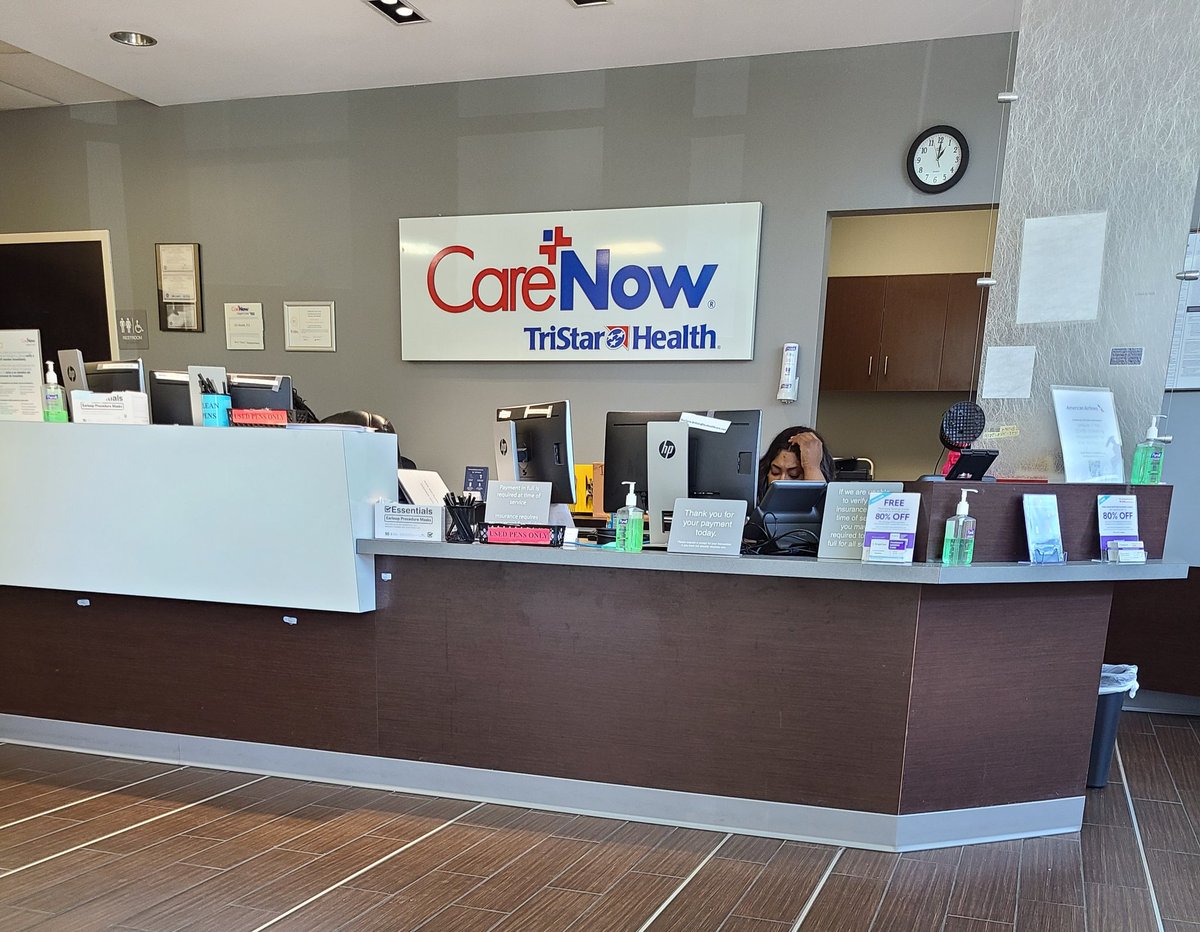 Back at Urgent Care ☹️ Hopefully this time, my XRays will show improvement 🤞🤞🤞 #SoSickOfBeingSick 😫

If this one's good,  and surgery follow up on the 29th is good,  I may get my life back 🤞🤞🤞

🍀🍀🍀🍀