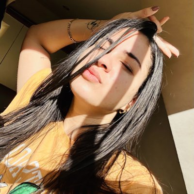 Mely_Wiwi's tweet photo. #NuevaFotoDePerfil https://t.co/rHEbUrbLrS