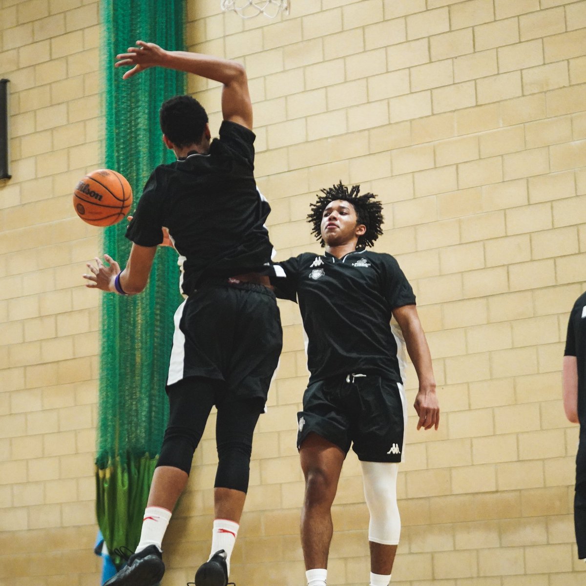 Barking Abbey tweet media