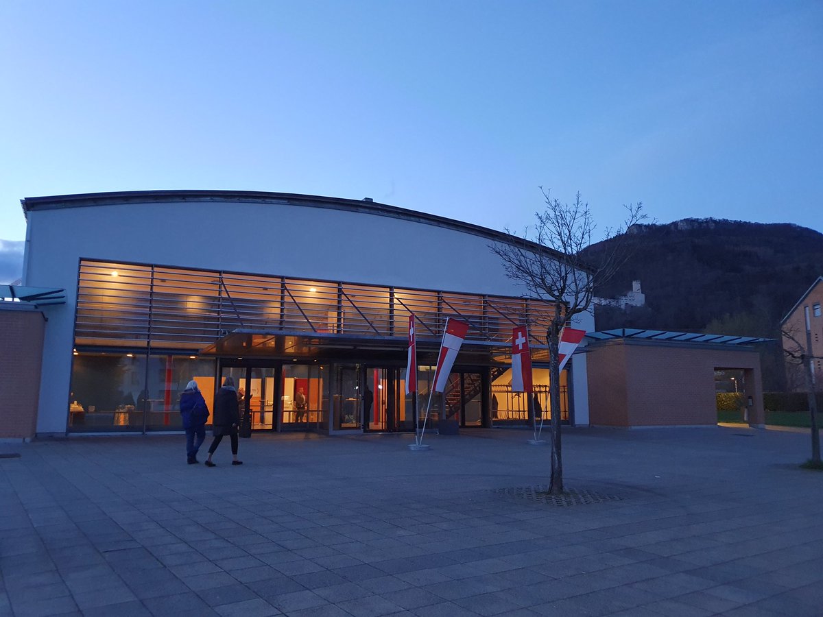 Um 19.30 Uhr startet unser Parteitag, wo wir die Kandidierenden für die #WahlCH23 nominieren. Hier tickern wir dich durch den Abend. #Mittenand #ParteitagMitteSO