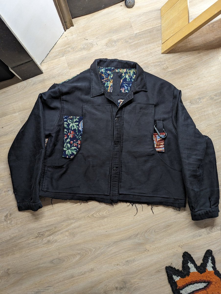 notmagicfox's tweet photo. Black fur Cross jacket
Destroy goofy denim and tapestry 1/1
Size xl https://t.co/Xd0fsnRH6f
