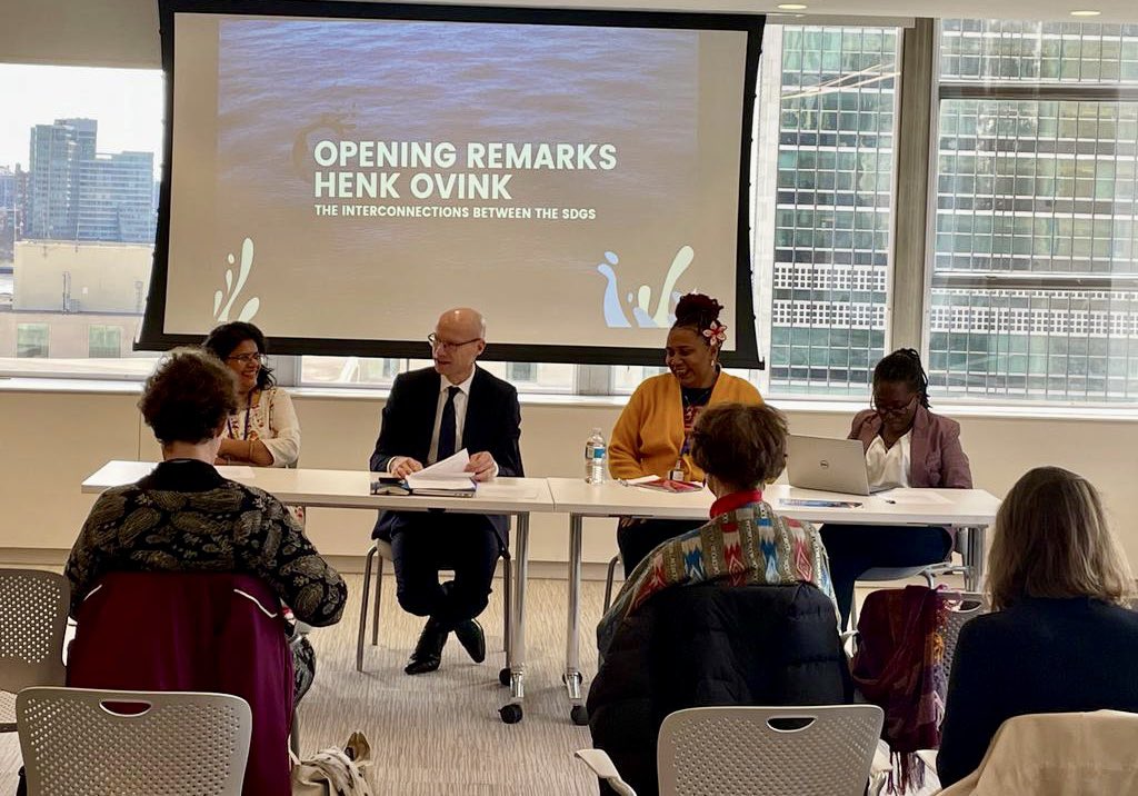 'Integrating gender equality in the international water sector is not only a matter of basis human rights, but also an essential condition for achieving the SDGs.' said @henkovink during the #CSW67 side event organized by @WECF_INT and @simaviNL about gender inclusion in water!💧