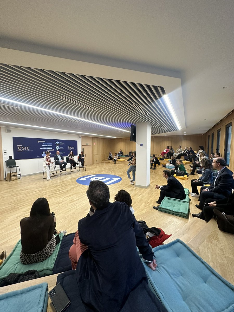 “El reto de las empresas es demostrar no solo comunicar.” <a href="/nupizarrocas/">Nuria Pizarro</a> #ESG #sostenibilidad #greenwashing #socialwashing