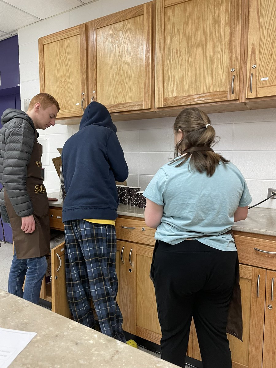 Mrs.Wiggin (@ms_nebelrmhs) on Twitter photo Teamwork makes the dream work🔥 our newly designed aprons were on display as the students filled several orders this morning! <a href="/RMHSMUSTANGS/">Rolling Meadows HS</a> Teamwork makes the dream work🔥 our newly designed aprons were on display as the students filled several orders this morning! <a href="/RMHSMUSTANGS/">Rolling Meadows HS</a>