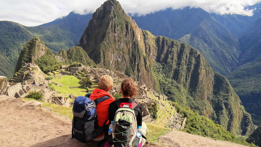 Is #Peru safe to travel!  Yes, it is! Make your plans now! 
dosmanosperu.com/blog/is-it-saf…

#peruissafe #peruisopen #traveltoperu #peruahora #discoverperu #cusco #Machupicchu #backpackingperu #backpackingadventures #gapyear #BUCKETLIST #southamericatrip