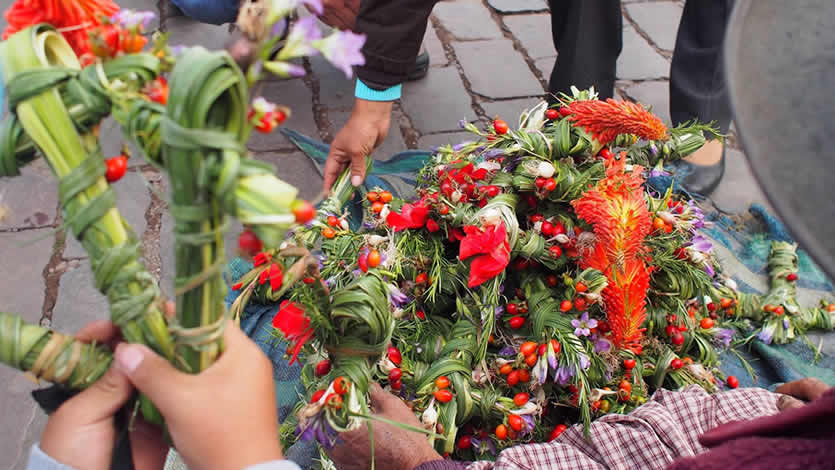 traveltoperu's tweet photo. Tips for #Semana Santa in #Peru!
https://t.co/OUX4JaJcib

#semanasanta #travelperu #peruvianculture #holyweek #cusco https://t.co/AuGoAWKaC9