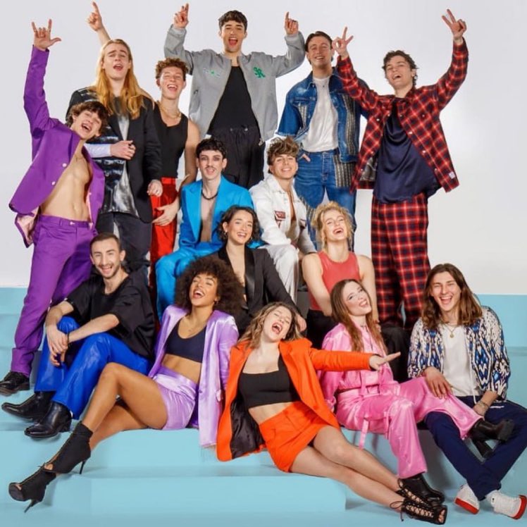 aurora_hanker's tweet photo. si ma io sono ferma ad amici 21.....
#amici22 #amici21 https://t.co/G5vqaxZsTr